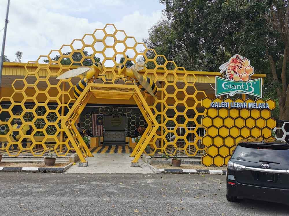 tempat menarik di Ayer Keroh World’s Bees Museum