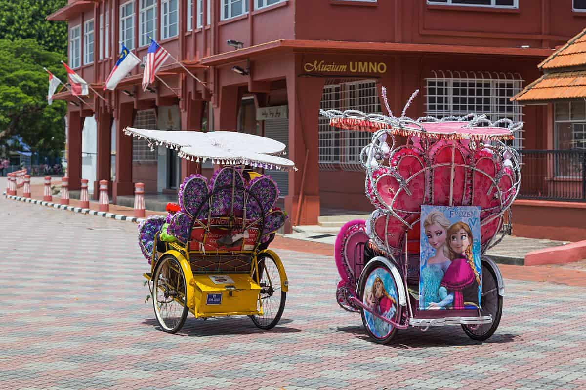 Things to Do in Melaka During Christmas LED Trishaw Ride Around Dutch Square