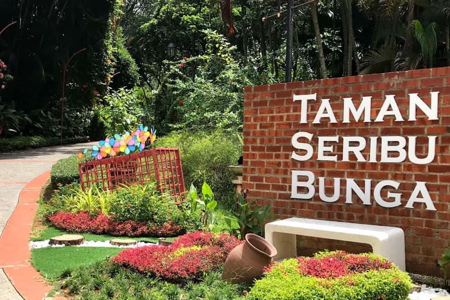 tempat menarik di Ayer Keroh Melaka Thousand Flower Garden