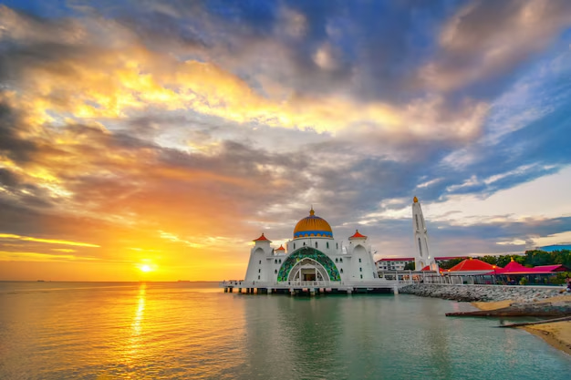 Night Activities in Melaka City Admire the Ethereal Green Light at Melaka Straits Mosque