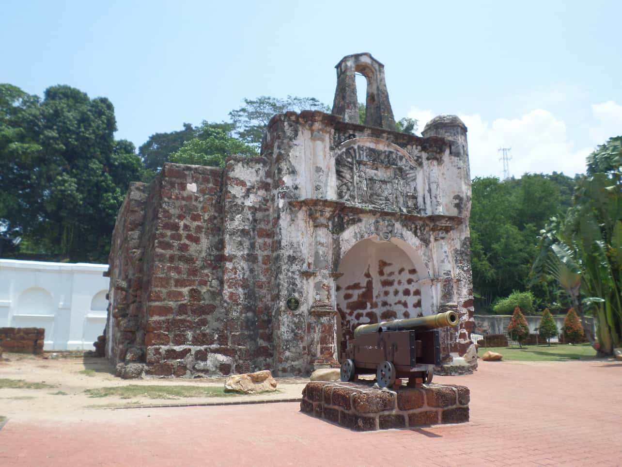 Best Things to Do in Melaka Explore A Famosa Fort & St. Paul's Hill